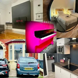 Magenta Melodies, 5 Bedroom House Blackpool